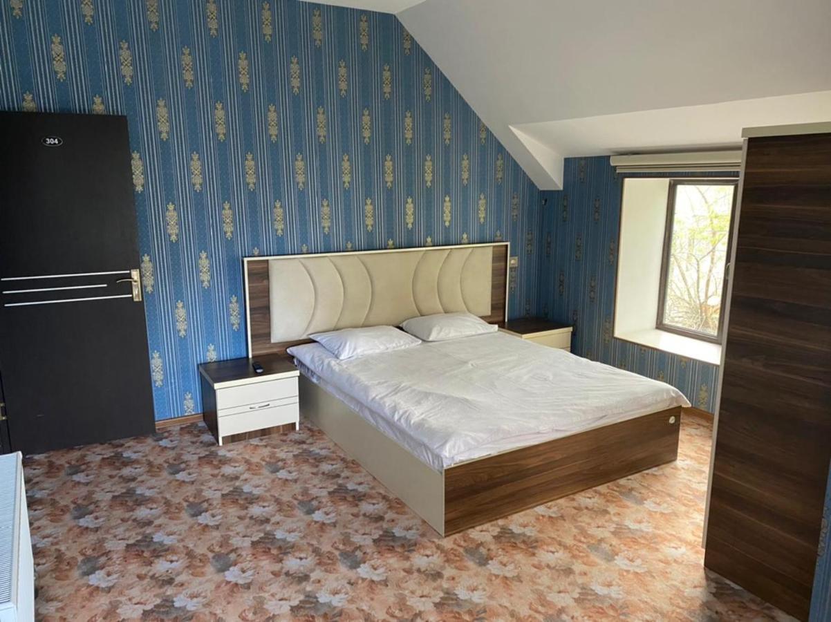 Salyut Hotel 连科兰 外观 照片